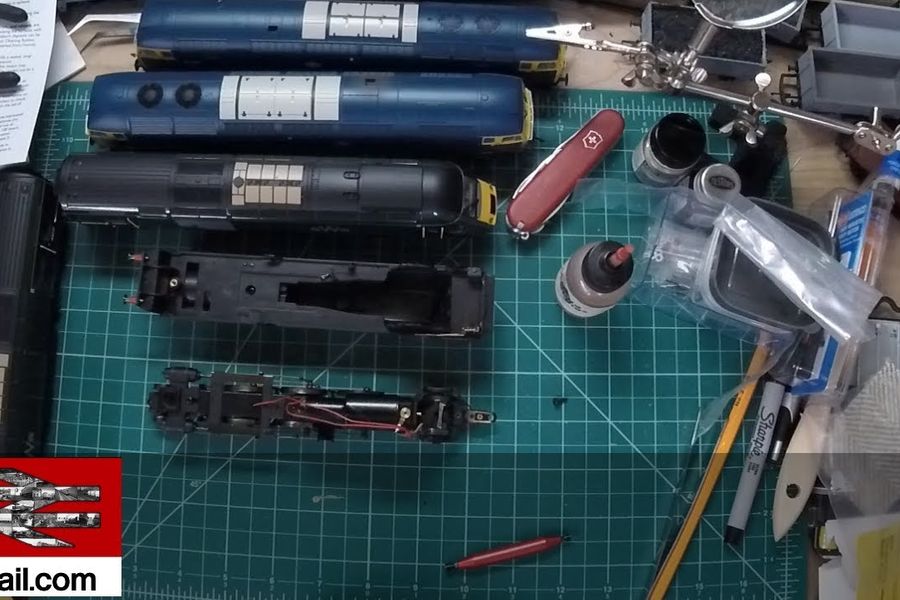 How to Open Hornby Clan Line - Loco Works Wednesday #20